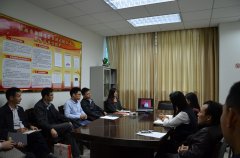 踐行“三嚴三實”，樹立忠誠干凈擔當新形象